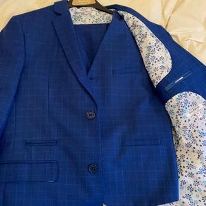 Isaac Mizrahi matching boys pant suit